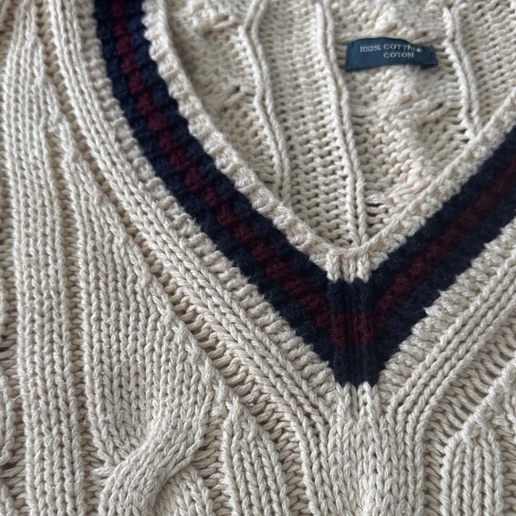 100% Cotton Ralph Lauren Cable Knit V-Neck Sweater - Picture 2 of 6